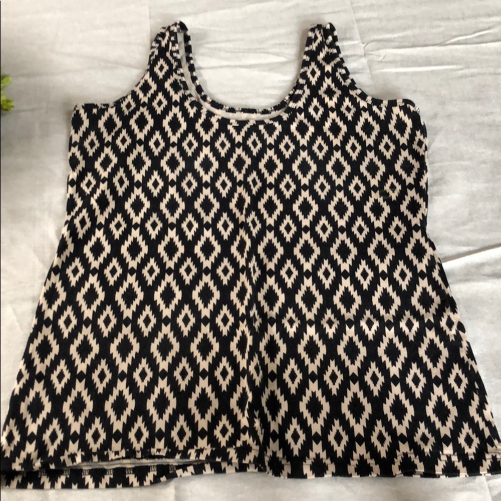 Maurice’s tank-size L